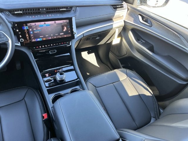 2027 Jeep Grand Cherokee L Limited