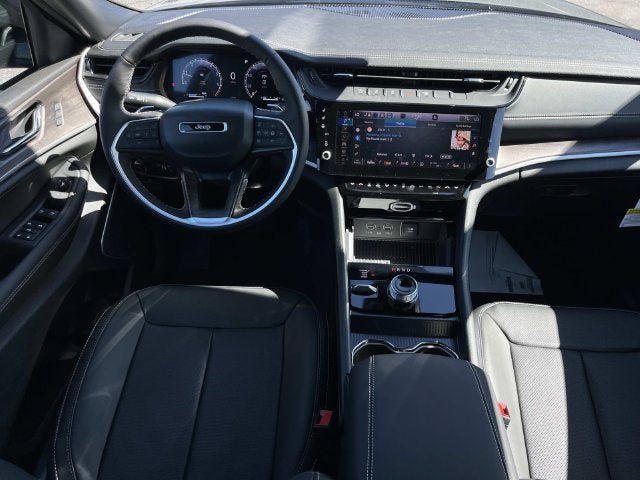 2027 Jeep Grand Cherokee L Limited Reserve