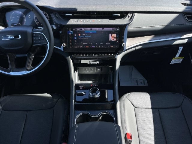 2027 Jeep Grand Cherokee L Limited Reserve