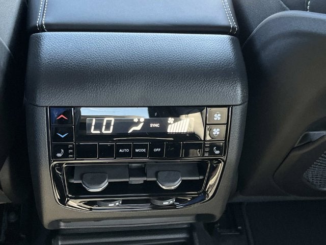 2027 Jeep Grand Cherokee L Limited Reserve