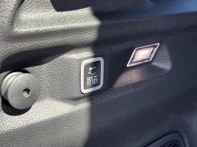 2027 Jeep Grand Cherokee L Limited Reserve