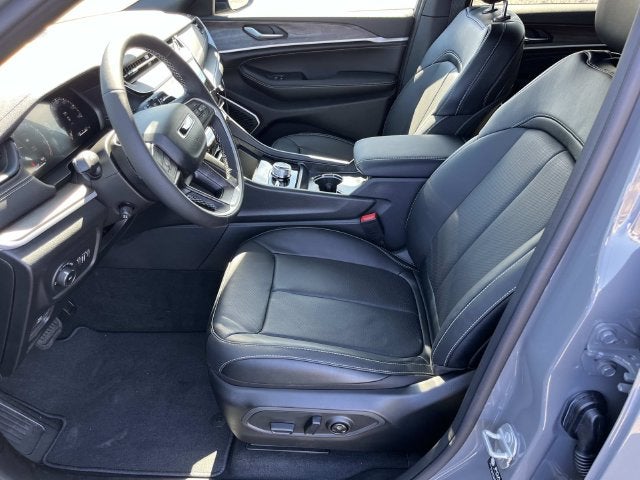2027 Jeep Grand Cherokee L Limited Reserve