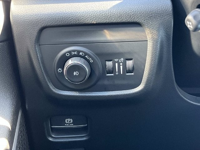 2027 Jeep Grand Cherokee L Limited Reserve