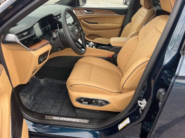 2027 Jeep Grand Cherokee L Summit