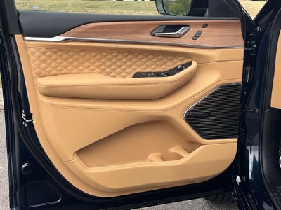 2027 Jeep Grand Cherokee L Summit