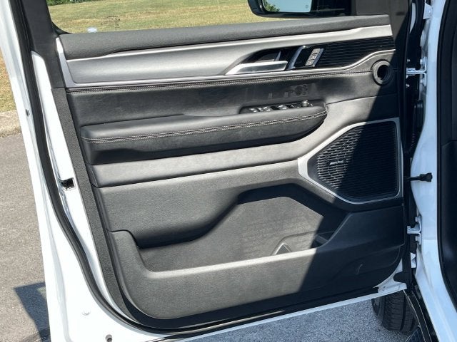 2026 Jeep Grand Wagoneer L Base