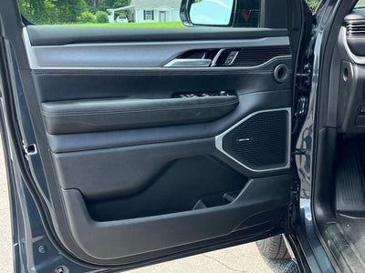 2025 Jeep Wagoneer L Series II