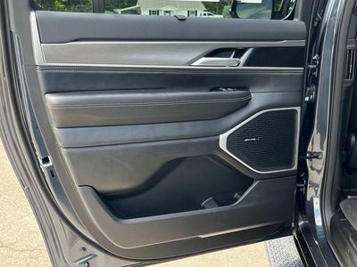 2025 Jeep Wagoneer L Series II