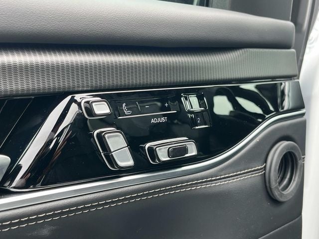 2026 Jeep Grand Wagoneer L Summit Obsidian