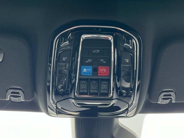 2026 Jeep Grand Wagoneer L Summit Obsidian