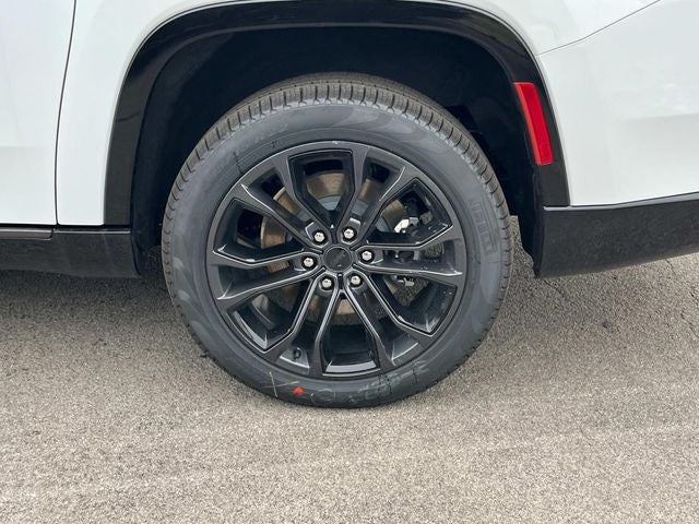 2026 Jeep Grand Wagoneer L Summit Obsidian