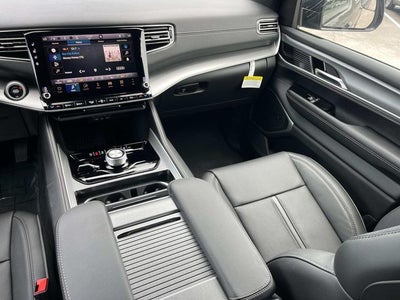 2026 Jeep Grand Wagoneer Base