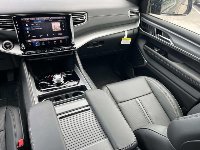 2026 Jeep Grand Wagoneer Base