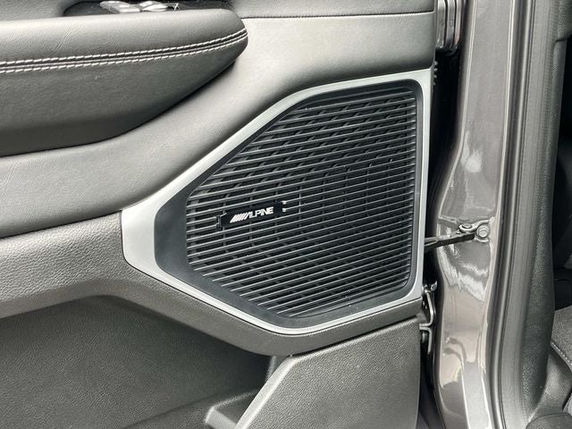 2026 Jeep Grand Wagoneer Base
