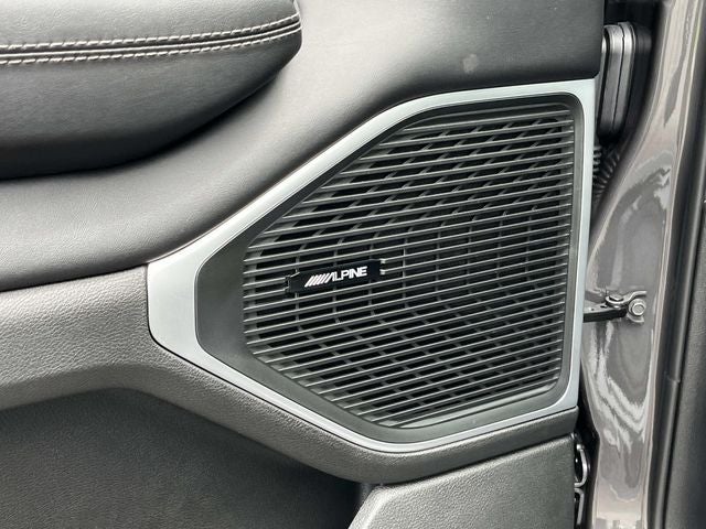 2026 Jeep Grand Wagoneer Base