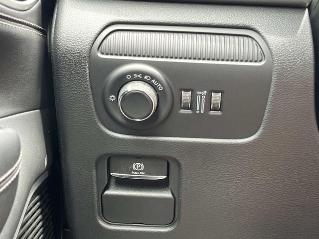 2026 Jeep Grand Wagoneer Base