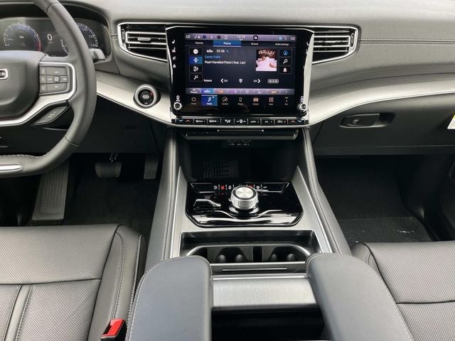 2026 Jeep Grand Wagoneer Base