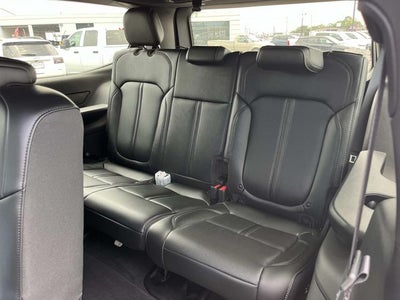 2026 Jeep Grand Wagoneer Base