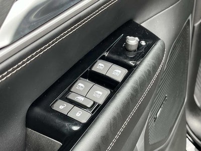 2026 Jeep Grand Wagoneer Base