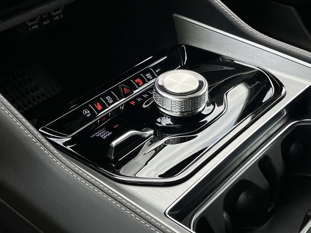2026 Jeep Grand Wagoneer Base