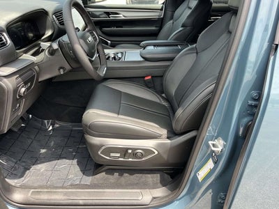 2026 Jeep Grand Wagoneer Base