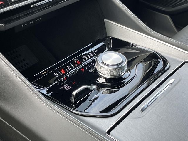 2026 Jeep Grand Wagoneer Base