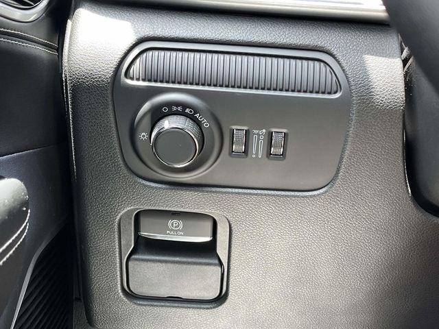 2026 Jeep Grand Wagoneer Base