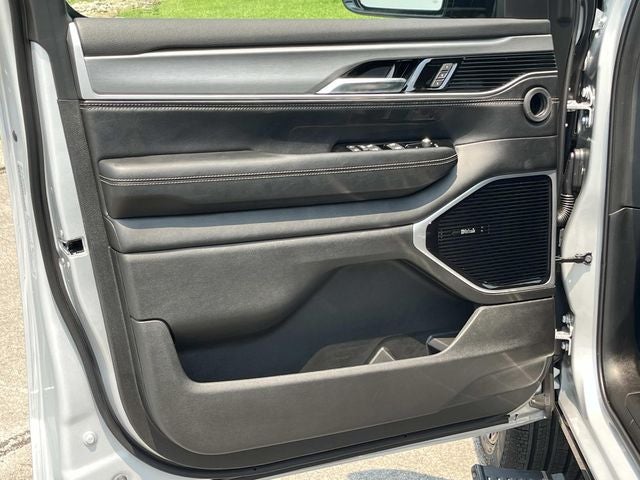 2026 Jeep Grand Wagoneer Limited Reserve