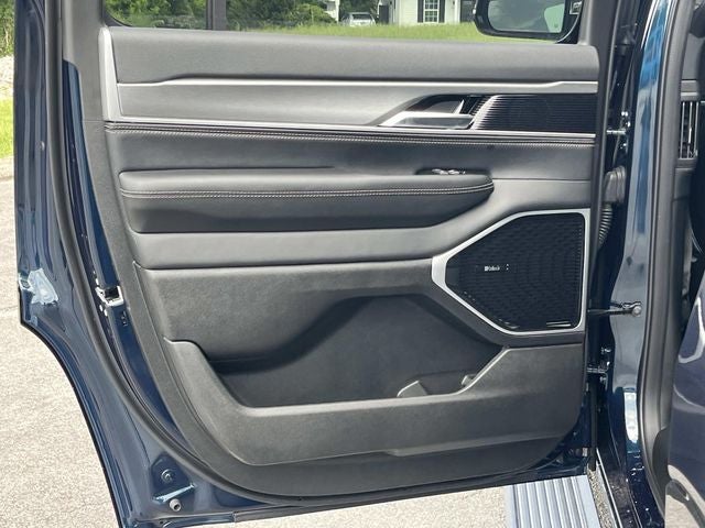 2026 Jeep Grand Wagoneer Limited Altitude