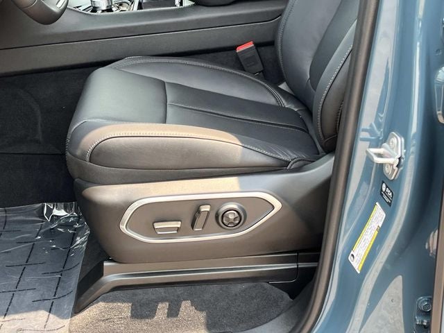 2026 Jeep Grand Wagoneer Limited Altitude