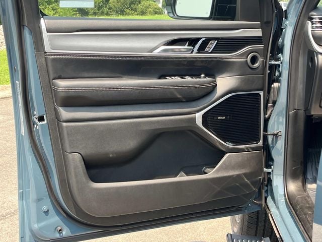 2026 Jeep Grand Wagoneer Limited Altitude