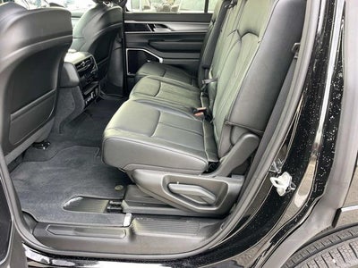 2026 Jeep Grand Wagoneer Limited Reserve