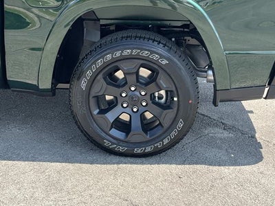 2027 RAM 1500 Big Horn/Lone Star