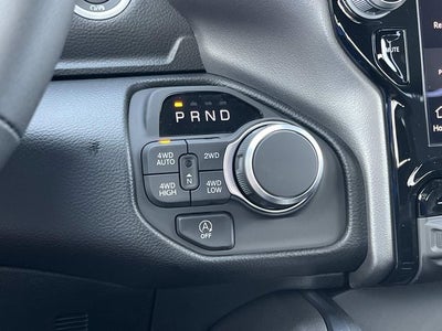 2027 RAM 1500 Big Horn/Lone Star