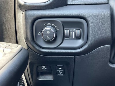 2027 RAM 1500 Big Horn/Lone Star