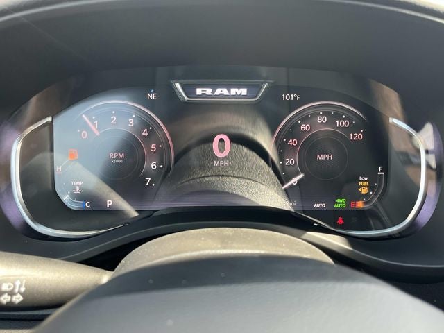 2027 RAM 1500 Big Horn/Lone Star