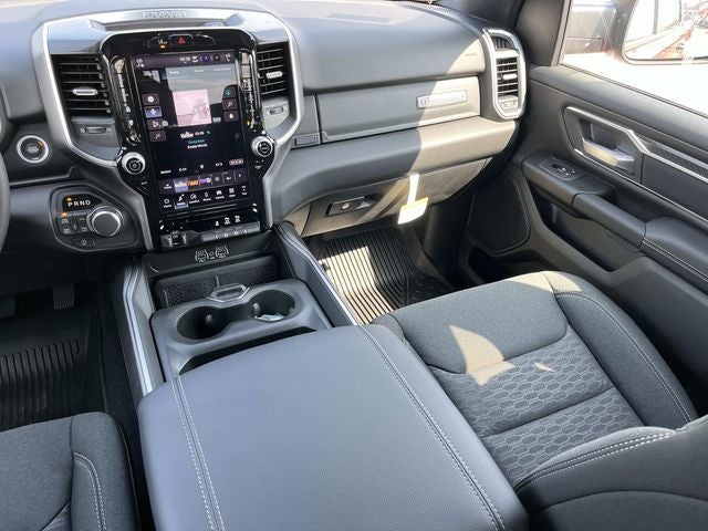 2027 RAM 1500 Big Horn/Lone Star