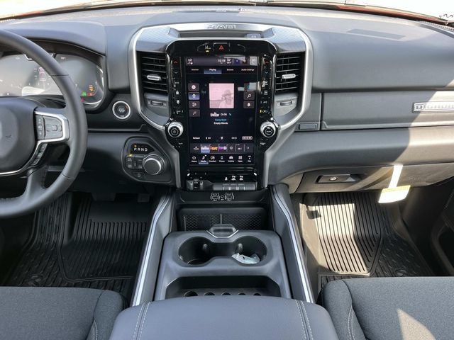 2027 RAM 1500 Big Horn/Lone Star