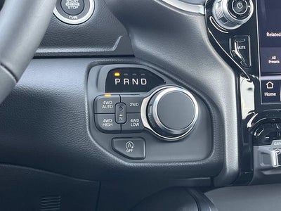 2027 RAM 1500 Big Horn/Lone Star
