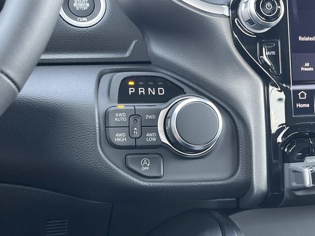 2027 RAM 1500 Big Horn/Lone Star