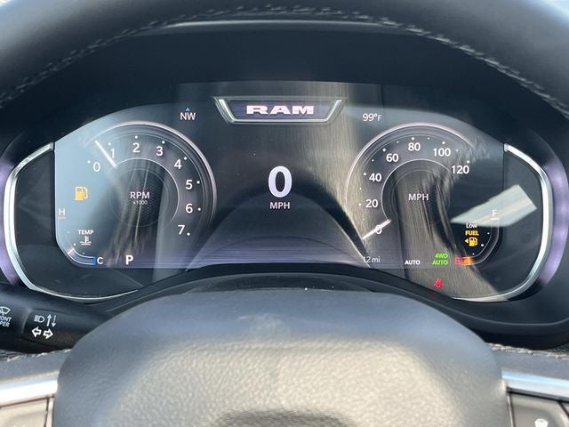 2027 RAM 1500 Big Horn/Lone Star