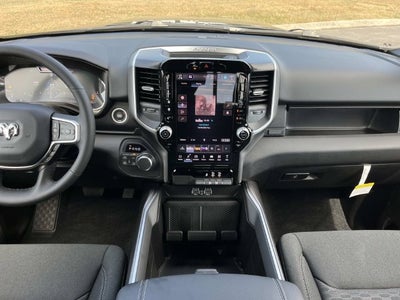 2027 RAM 1500 Big Horn/Lone Star