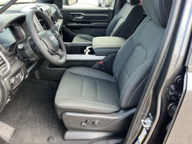 2027 RAM 1500 Big Horn/Lone Star