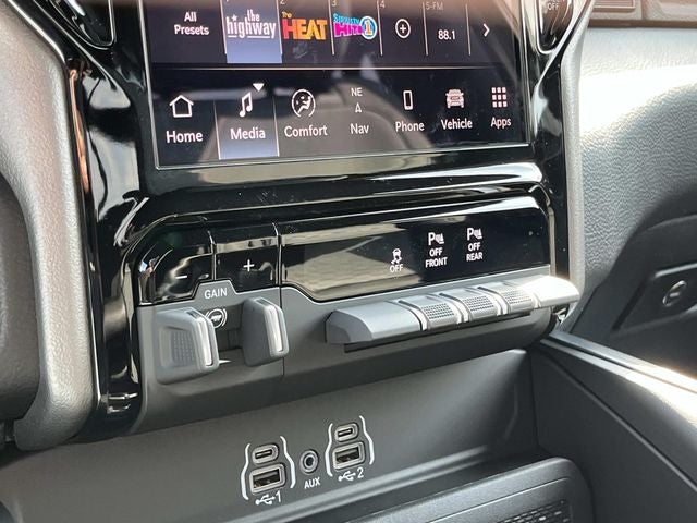 2027 RAM 1500 Big Horn/Lone Star