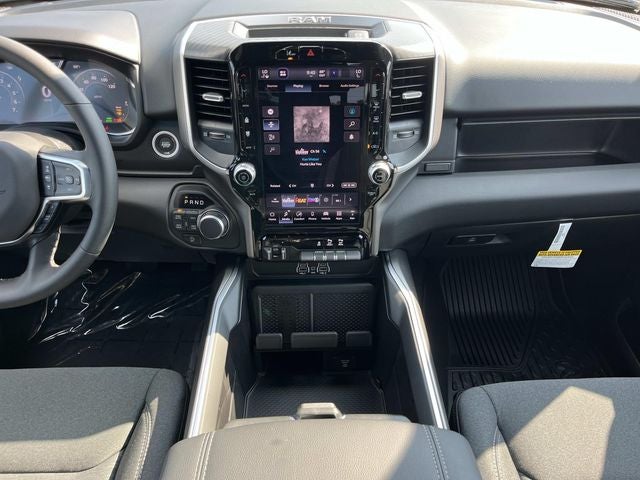 2027 RAM 1500 Big Horn/Lone Star