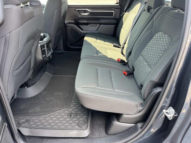 2027 RAM 1500 Big Horn/Lone Star