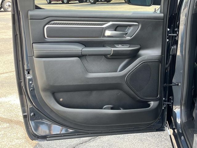 2027 RAM 1500 Big Horn/Lone Star