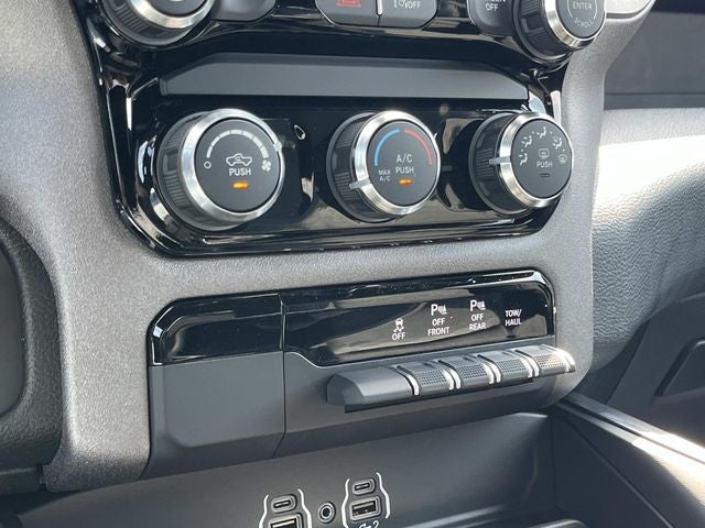 2027 RAM 1500 Express
