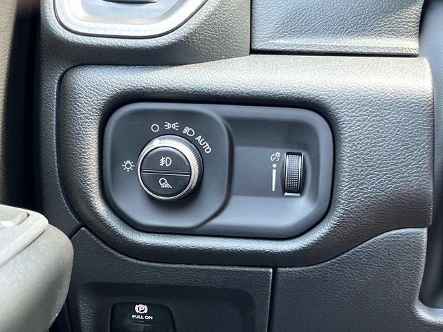 2027 RAM 1500 Express