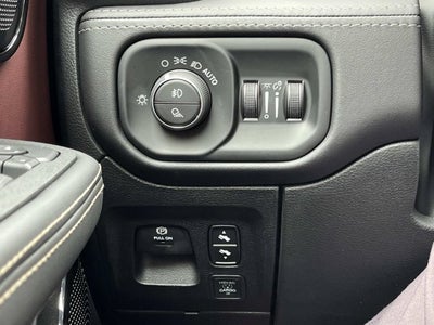 2027 RAM 1500 Limited